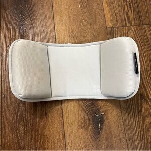 Doona infant head insert